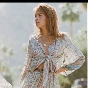 Spell & The Gypsy Collective Tops - Hold for Lindsayboo19!!!!! Spell Oasis Blouse Spell & The Gypsy Collective Tops - Hold for Lindsayboo19!!!!! Spell Oasis Blouse